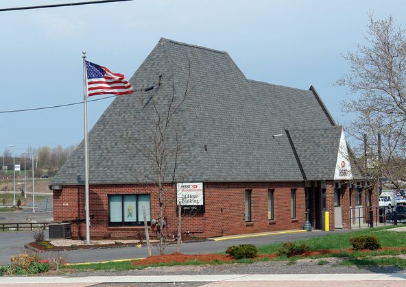1218 Arsenal St, Watertown, NY 13601